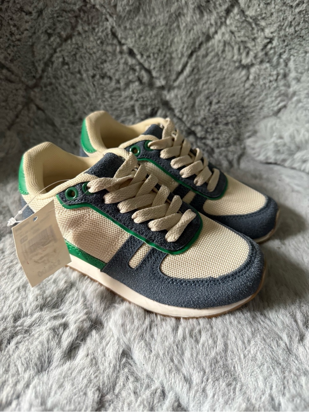 Kids Cream, Navy & Green Lace-Up Sneakers Size 12 New